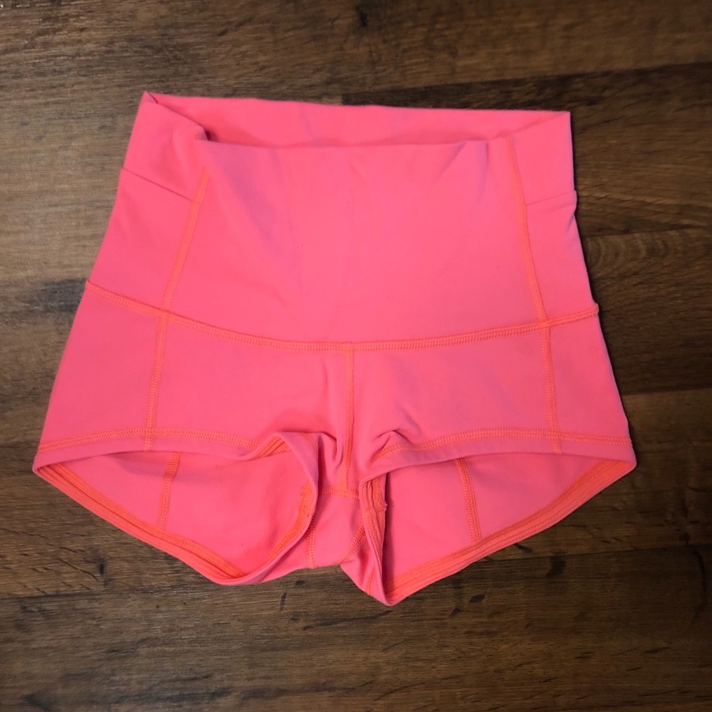 Lululemon 2” shorts
